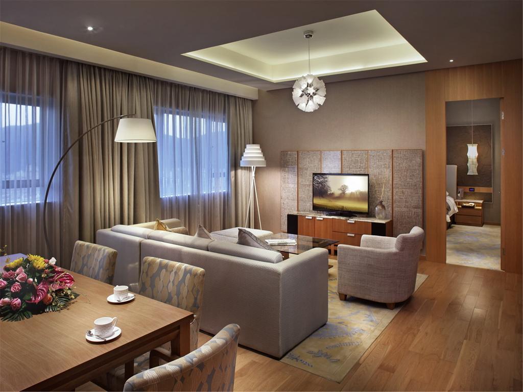 Yunkai Hotel Гуанчжоу Экстерьер фото