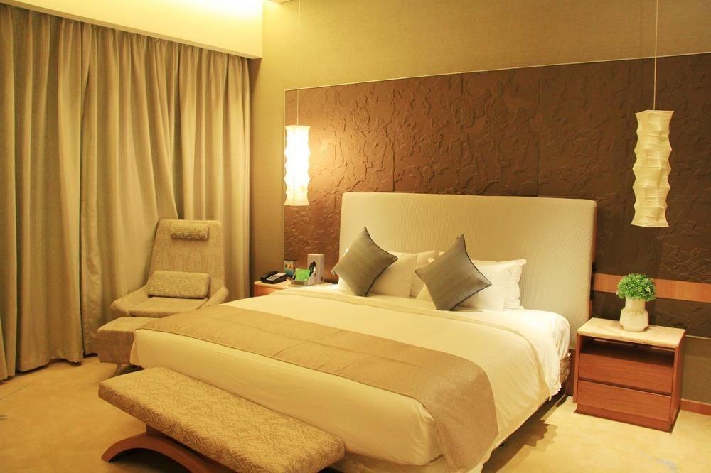 Yunkai Hotel Гуанчжоу Экстерьер фото